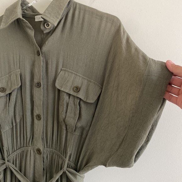 MINKPINK Collared Maxi Dress - Picture 8 of 16